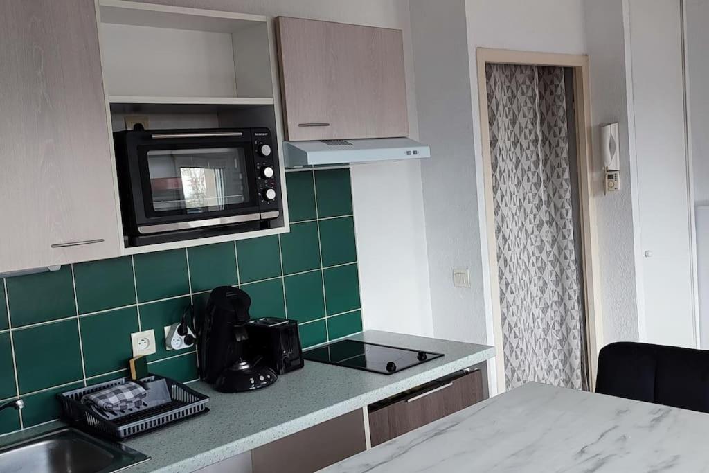 Appartement Face A La Gare آنماس المظهر الخارجي الصورة