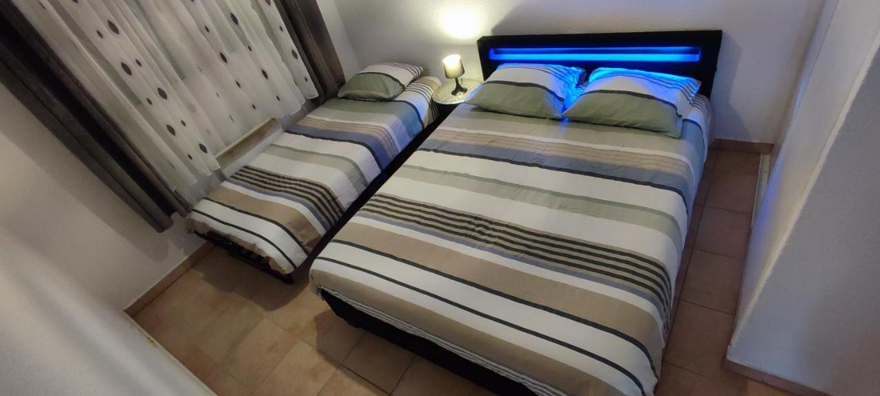 Appartement Face A La Gare آنماس المظهر الخارجي الصورة